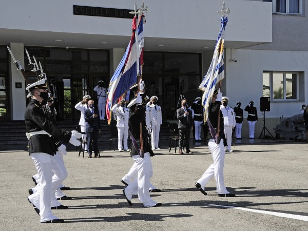 Escuela Naval expulsará a alumno que fue detenido con 39 sellos de LSD en Punta del Este
