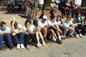 Fundación Tenis ya recibió a más de 300 niños de escuelas de contexto crítico