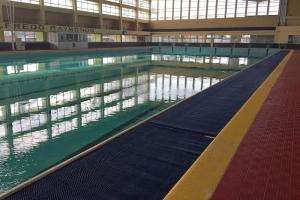 Cierran y realizan mantenimiento de la Piscina Olímpica del Campus