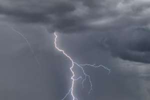 Anuncian lluvias, tormentas y descenso de la temperatura