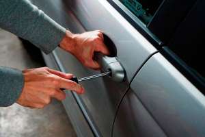 Forzaba la puerta de una camioneta, pero fue condenado tras un arresto ciudadano