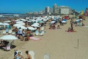 Tres personas fueron rescatadas en Playa Brava