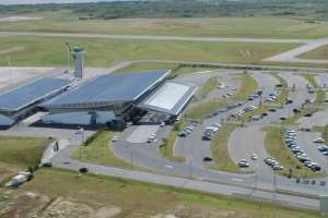 Aeropuerto Laguna del Sauce: edil blanco reclama que se revise la extensión del plazo a la concesionaria