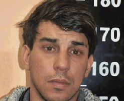 Circulaba en moto con una escopeta robada y fue enviado a la cárcel