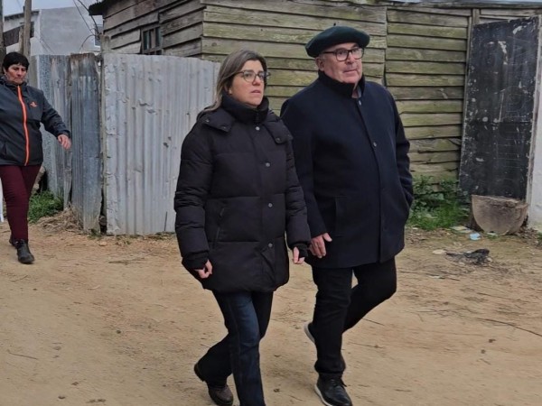 Asentamiento Los Eucaliptus: ministra de Vivienda dijo que primera etapa de casas está finalizada y restan trabajos de conexión