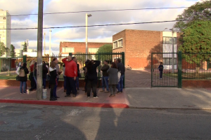 Padres de alumnos del liceo de Piriápolis se quejan por faltas reiteradas de los profesores