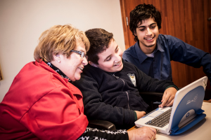 Teletón presenta en Maldonado su programa “Fortaleciendo redes”