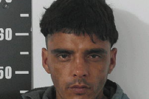 Condenaron al sujeto que atrapó el dueño de una vivienda cuando cometía un robo en su casa 