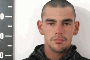 Robó una caja registradora, pero estaba vacía; lo atraparon y lo enviaron a la cárcel