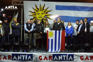 Antía: fue difícil aguantar la presión para bajar la precandidatura, pero seguiré hasta el final