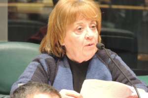 Edila De Armas denuncia carencias en el barrio San Antonio IV