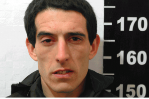 Capturaron a un hombre que estaba requerido por hurtar en el interior de un vehículo 