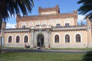 Nuevas exposiciones gratuitas en el Castillo de Piria