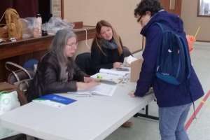 A falta de dos horas y media, ha votado 30 % de los habilitados en todo el país