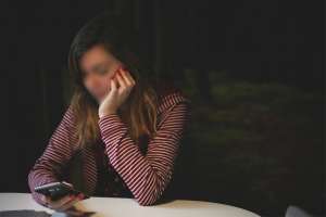 Policía alerta por estafas a través de WhatsApp e insta a tomar recaudos