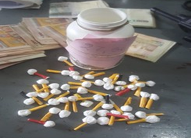 Llevaba 45 envoltorios de cocaína en su auto y fue condenado