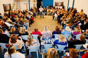 Encuentro de Unión y Cambio: mujeres en un “mano a mano” con Rodrigo Blás