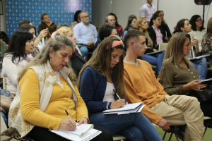 Inscriben para charla sobre prevención de las adicciones de la Comunidad Bethania