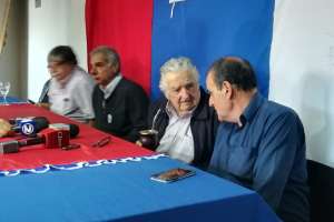 Mujica: hay que hablar con blancos y colorados porque “acá está en juego cómo se reparte la torta”