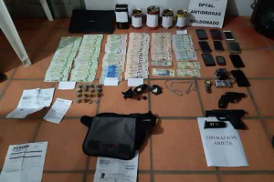 Dos condenados tras allanamientos por venta de droga; otros 4 detenidos quedaron en libertad 