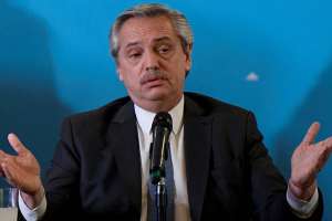 Preocupación: aumentarían trabas para que los argentinos no salgan de su país, dijo San Martín