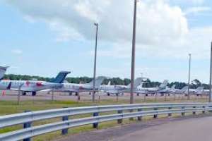 Pese a caer la operativa del aeropuerto local igualmente hubo casi el doble de personal contratado
