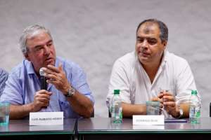 Rodrigo Blás y Luis Alberto Heber se reunieron con la Comisión Pro Playa de Piriápolis