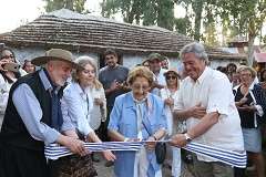 Quedó inaugurado y habilitado “Pueblo Gaucho”, aunque el parque temático seguirá “en construcción”