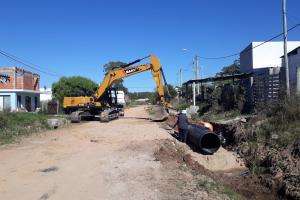 Barrio Olimar: comenzó la canalización de aguas pluviales, que seguirá con el asfaltado de calles