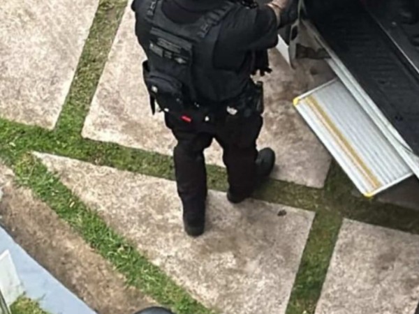 Intenso operativo po...