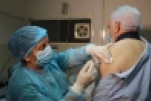 Intendente Bentancur se sumó a la campaña de vacunación antigripal 2020