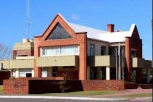 Piriápolis: atienden por WhatsApp consultas sobre Administración Documental