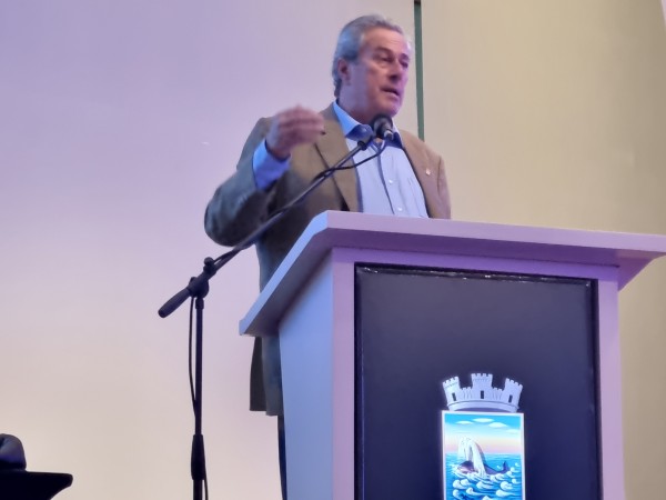 "Si no invertimos en el centro de Maldonado, lo perdemos", dijo Antía tras aprobación de fideicomiso para obras en Junta Departamental
