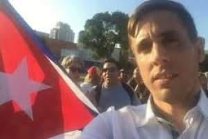 Denuncian que el gobierno cubano impidió, a último momento, el retorno a Uruguay de un activista