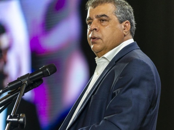 Rodrigo Blás invita a la presentación de “IDEAS” en Enjoy Punta del Este