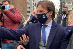 Lacalle Pou ante el rebrote de coronavirus llamó a "que cada uno apriete las marcas"; murió otra mujer