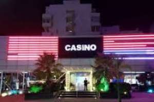 Casino Nogaró sigue cerrado y hay incertidumbre sobre su futuro, pese al protocolo que lo habilita a funcionar
