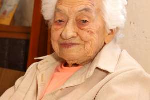 La maestra Tita Cairo cumplió 102 años de vida