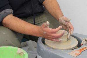 Políticas Inclusivas: comienza a funcionar taller de cerámica