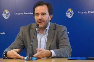 Ministro Cardoso anunció reapertura de fronteras para turistas de la Unión Europea