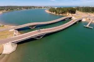 Proponen dejar ingresar al país a no residentes que tengan propiedades y a quienes alquilen por un período largo