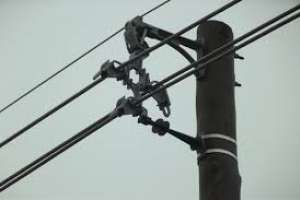 Prisión preventiva para un hombre que robaba energía eléctrica en San Carlos y se desacató ante la Policía