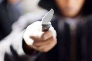 Enviaron a prisión a un sujeto que amenazó a un peatón con un cuchillo y le llevó sus pertenencias