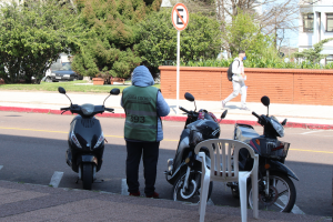 Cuidacoches podrán renovar y solicitar su permiso hasta el 30 de octubre