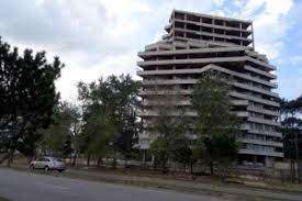 SUNCA y la empresa definirán el lunes si se retoman las obras en el edificio Punta Roosevelt