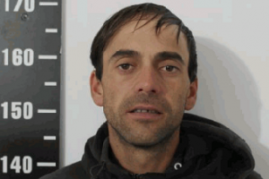 Conocido ladrón y su cómplice fueron condenados por hurto de vehículo