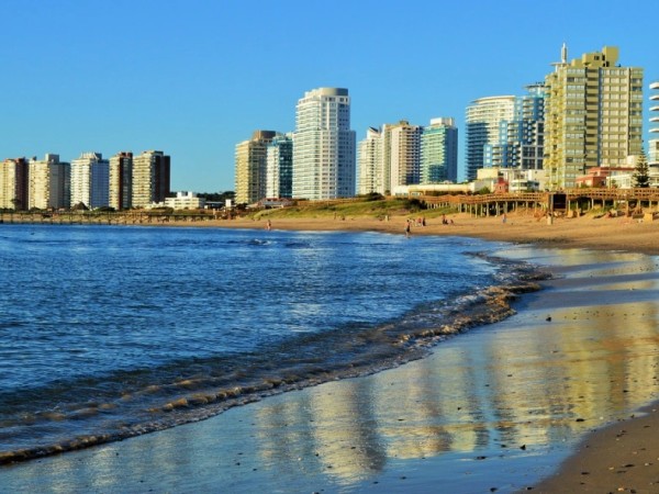 Robaron varios apartamentos en edificio de Punta del Este
