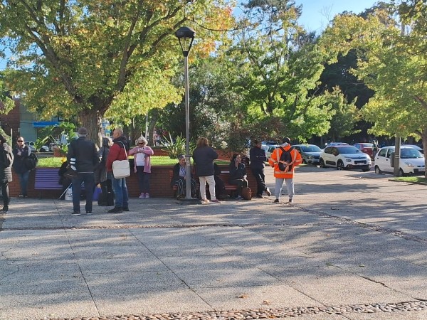 Vecinos plantean " un tiempito" para ordenar la forma en que circulan sus motos