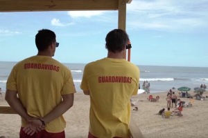 Guardavidas: el viernes vence el plazo para anotarse al llamado que cubrirá 17 puestos