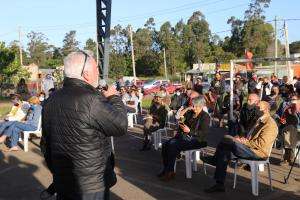 Vecinos y autoridades intercambiaron ideas sobre el transformador proyecto para La Capuera